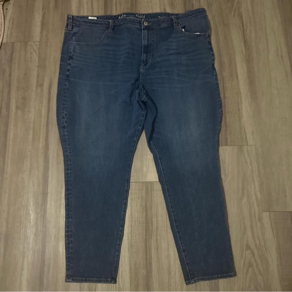 American Eagle Outfitters Denim - American Eagle Outfitters Dark Blue Jeans
